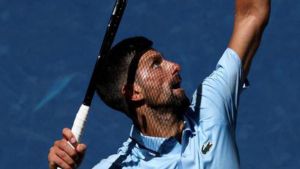 Djokovic es refà i es classifica per a la tercera ronda de l’Open dels EUA