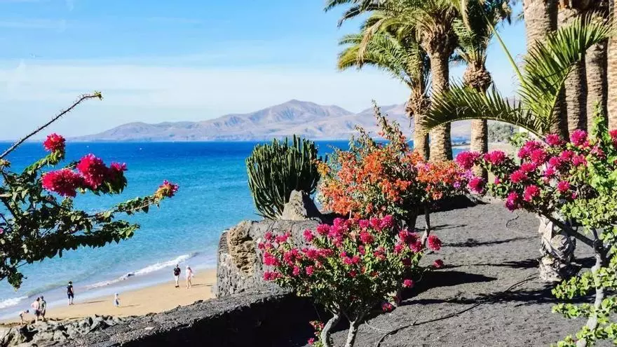 El paseo marítimo más bonito del mundo mida 26 kilómetros y está en España