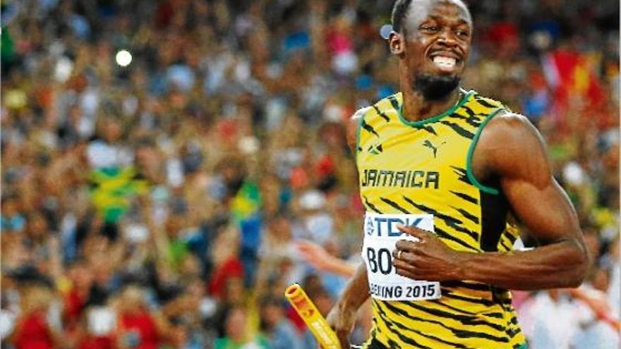 Usain Bolt va creuar en primer lloc la línia d&#039;arribada en la prova dels 4x100 com a últim rellevista de l&#039;equip jamaicà.