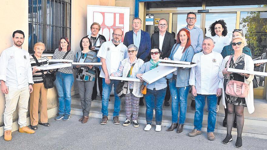 Diez castellonenses saborean la Magdalena más tradicional en Castelló