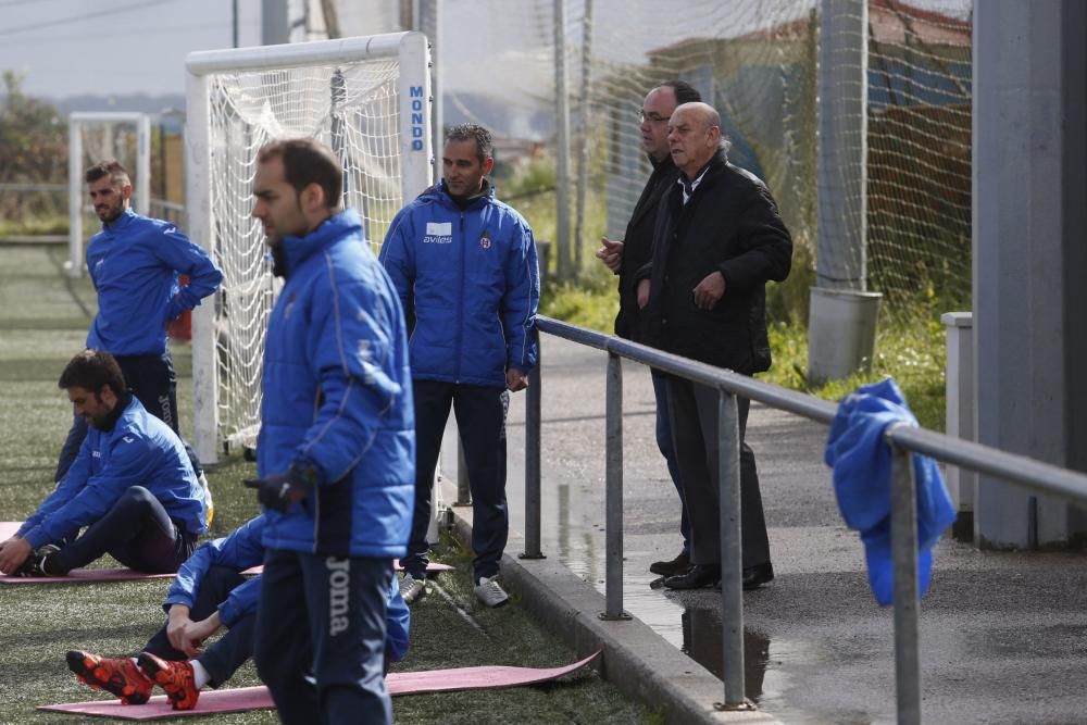 Entrenamiento del Real Avilés en Miranda