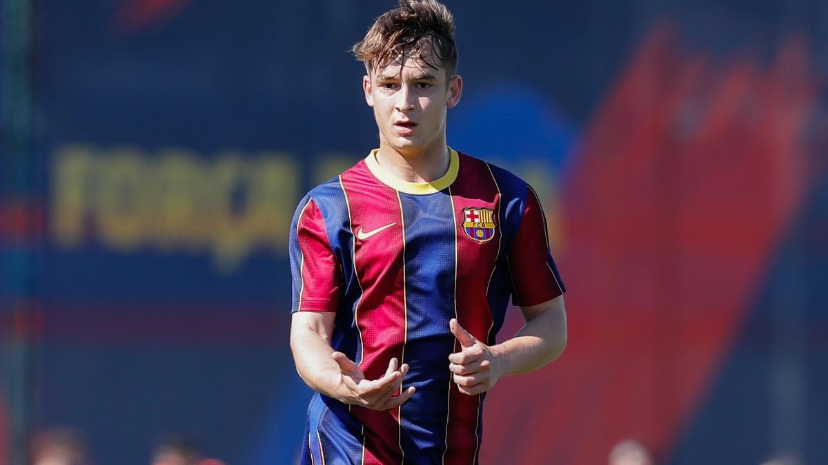 Casadó creció mucho en el Juvenil B que dirigía Óscar López