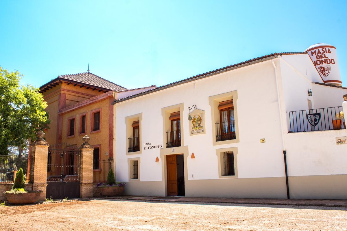 Masía del Hondo en los dominios de Manuel García-Portillo, en Moixent.