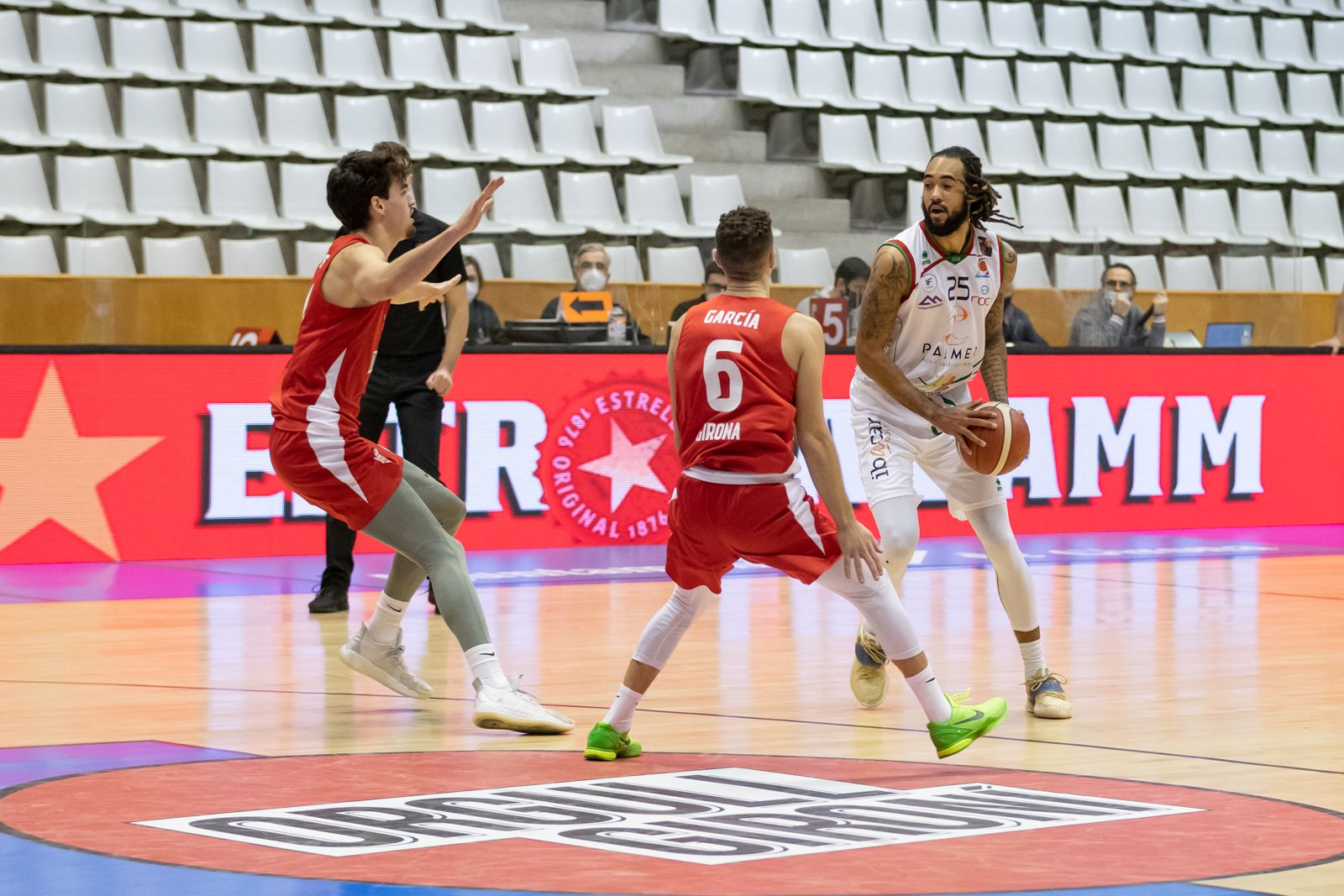 El Palmer Palma abre el año con un triunfo en Girona