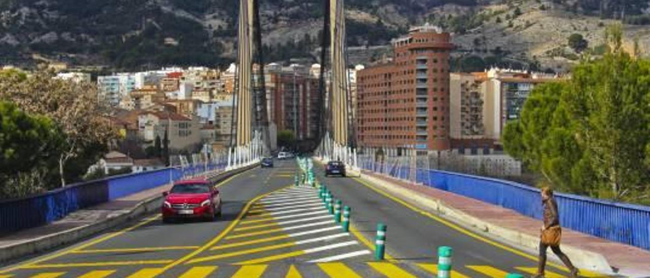 El paso cebra ha sido habilitado en la salida sur del puente Fernando Reig, hacia la Beniata.