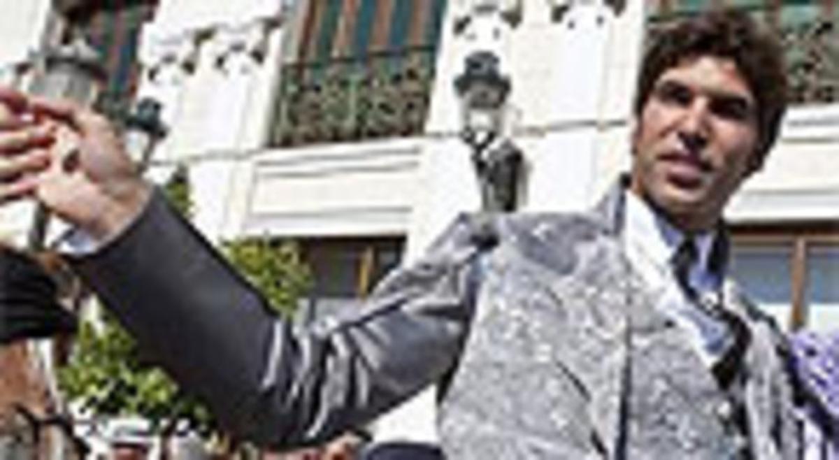 Cayetano Rivera. Cayetano Rivera.