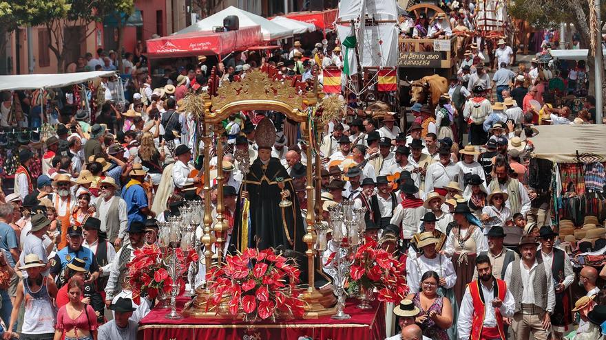 San Benito 2024: tradición, calor, tipismo y una pareja de Bristol