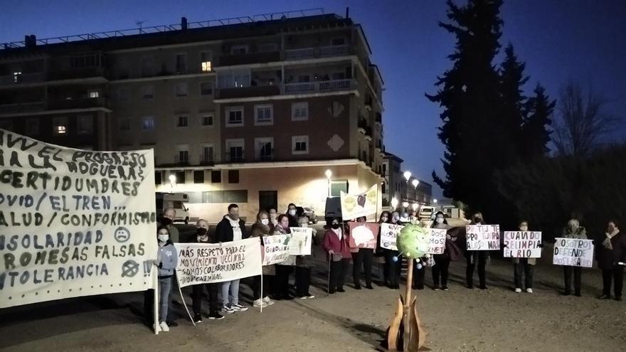 Las Candelas de la Margen Derecha de Badajoz queman al virus