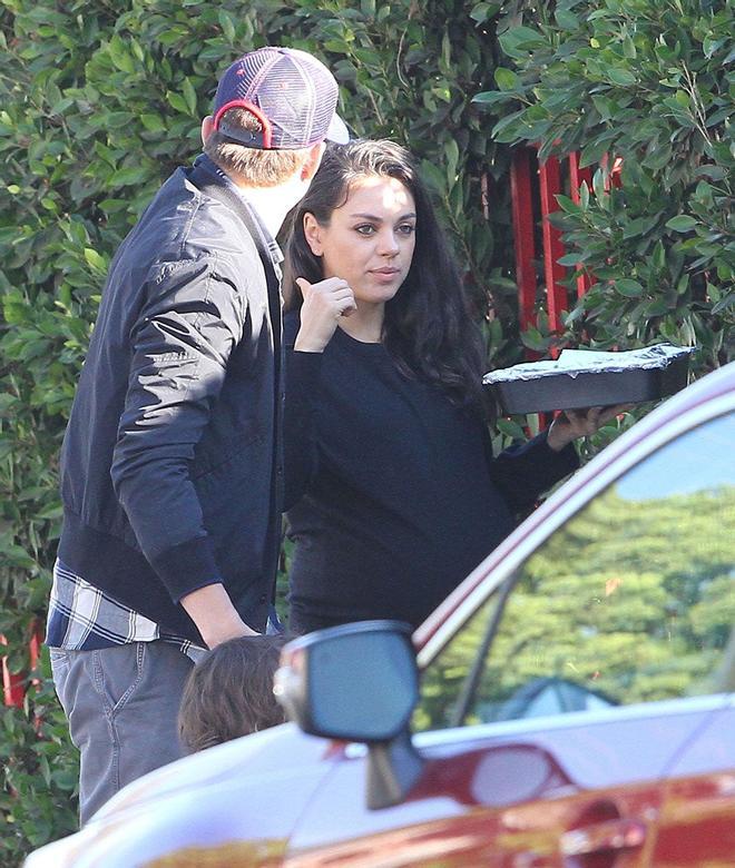 Mila Kunis, una semana antes de dar a luz