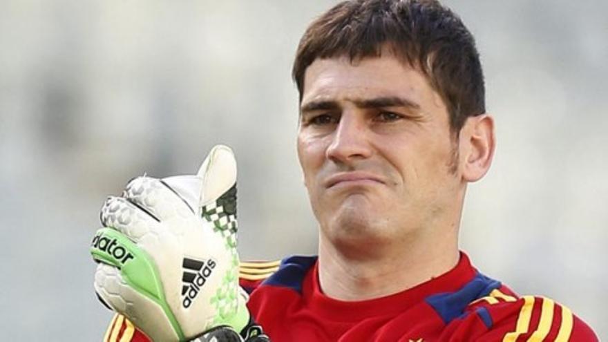 Casillas: “Es bueno y reconfortante sentirte de nuevo futbolista”