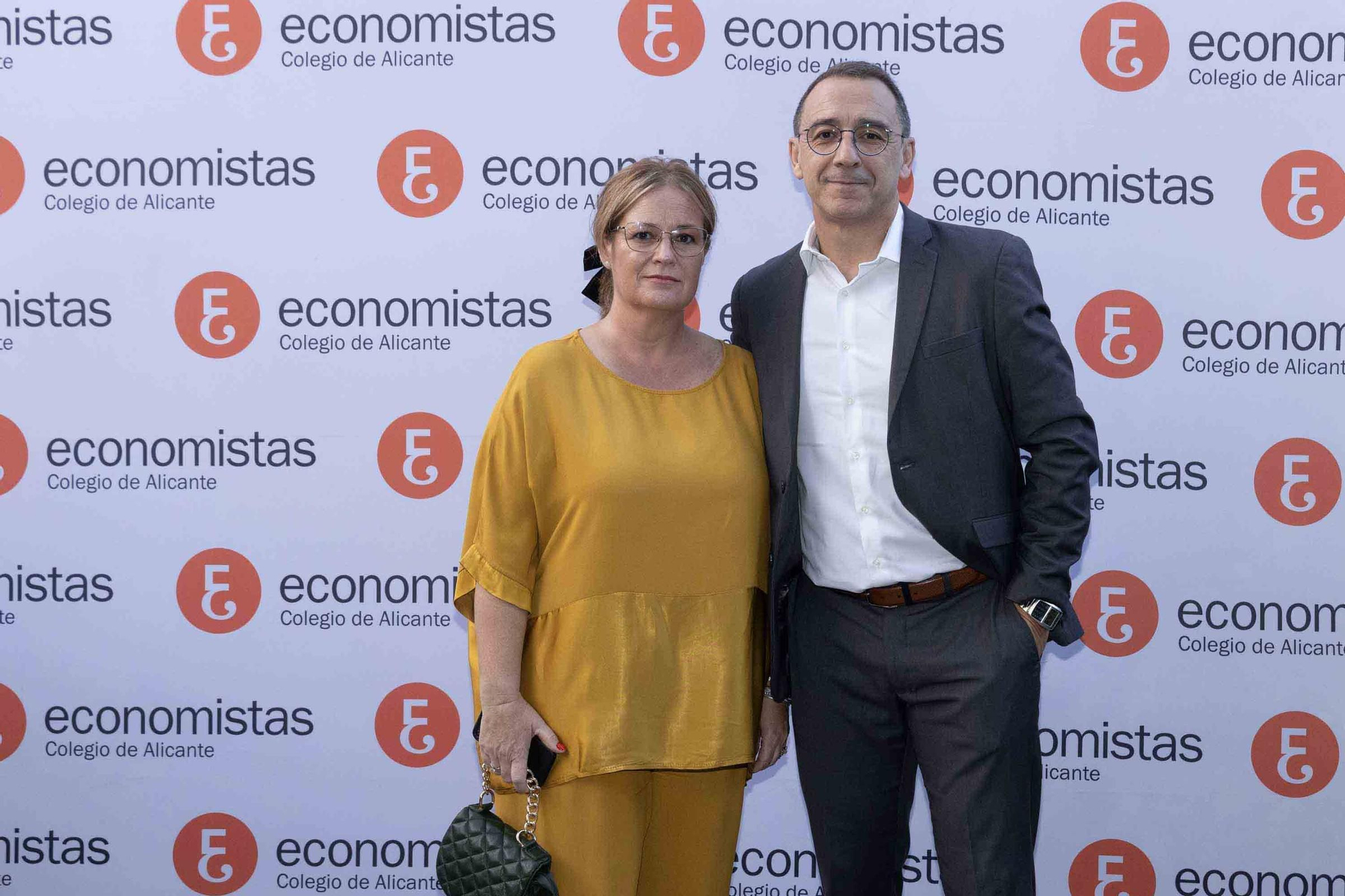 El Colegio de Economistas de Alicante celebra su cena anual en honor a su patrón