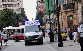 Una mujer de 76 años, herida al golpearse en la cabeza tras caer al suelo en Gijón