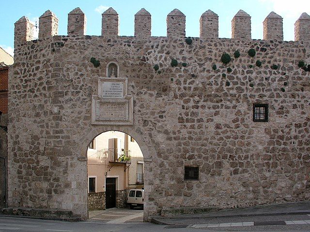 Puerta de la Cadena, Brihuega
