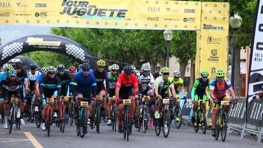 El VIII Tour del Juguete Costa Blanca consolida su cartel de referencia en el calendario nacional de cicloturismo