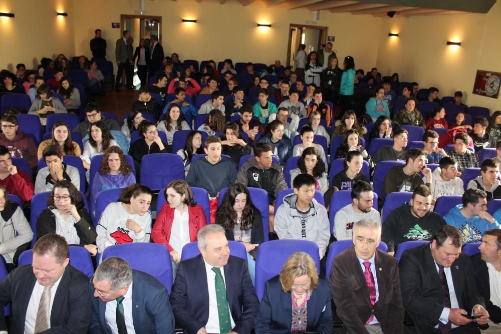 Ana Pastor, presidenta del Congreso de los Diputados, en el Foro Comunicación Escuela de Vegadeo