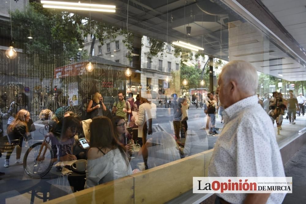 Starbucks abre sus puertas en la Gran Vía de Murci