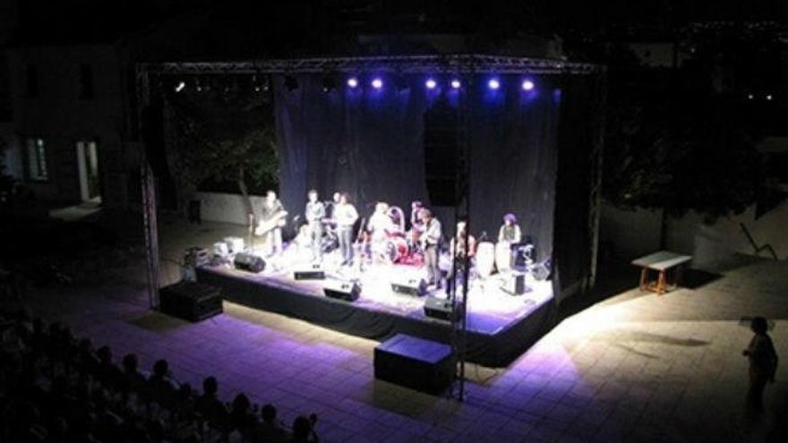 Imagen de las actuaciones y conciertos al aire libre en Altea