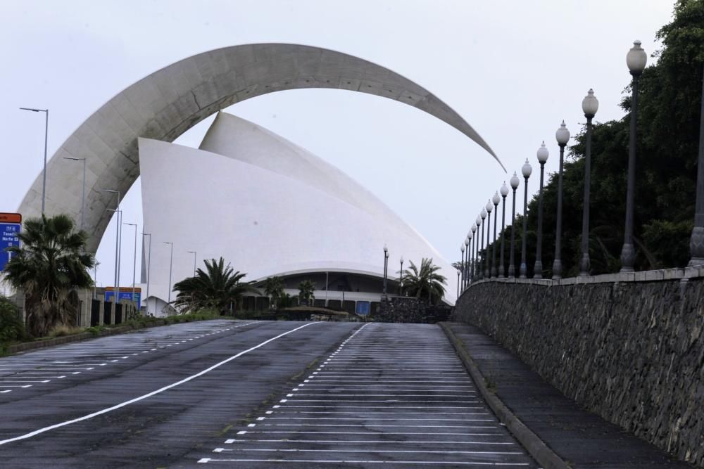 Paseos por La Laguna y Santa Cruz