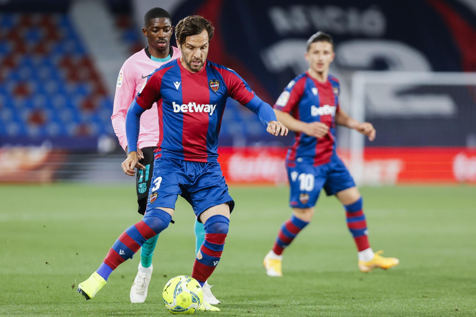 Las imágenes del empate entre el Levante y Barcelona en el Ciutat de València