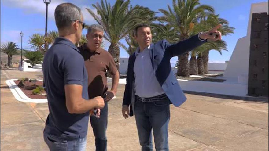 Teguise continúa adecentando los edificios y espacios públicos de sus zonas rurales