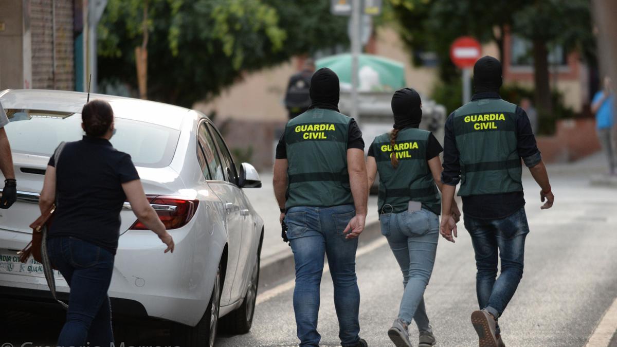 Las imágenes de la operación de la Guardia Civil en Lagunillas