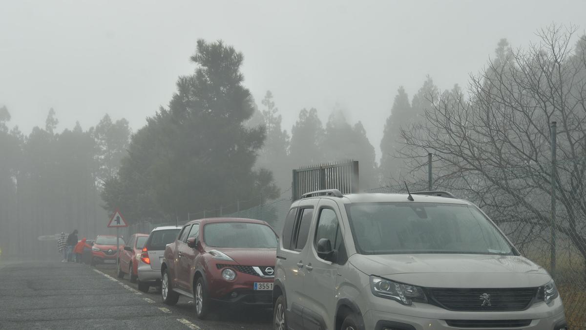 Intervalos nubosos, con lluvias débiles en el norte de islas de más relieve