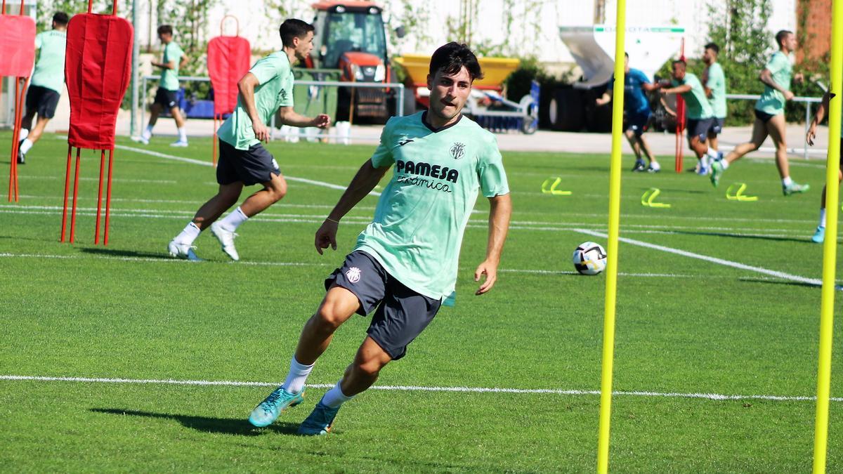 Rodri Alonso, en un entrenamiento de esta temporada en el Villarreal B.