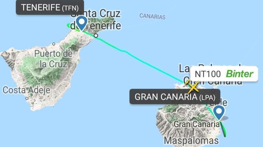 Recorrido que realizó el avión de Binter que aterrizó de emergencia en Las Palmas. // Flightradar24