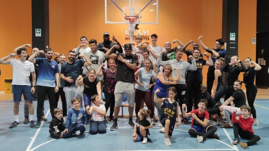 &#039;En forma con Eddie&#039; toma el UCAM Sports Center