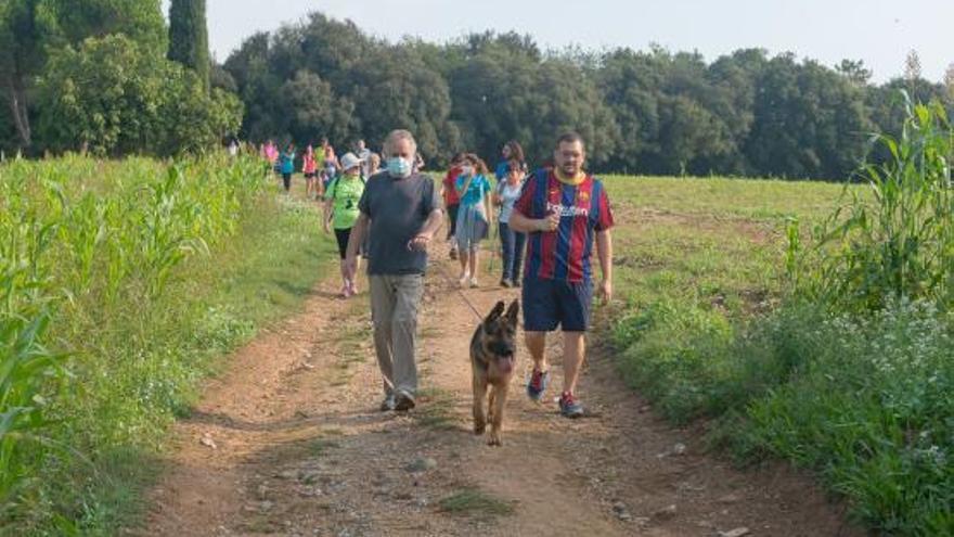 Un dels moments e la caminada pels voltants de Llagostera. | MARC SUREDA