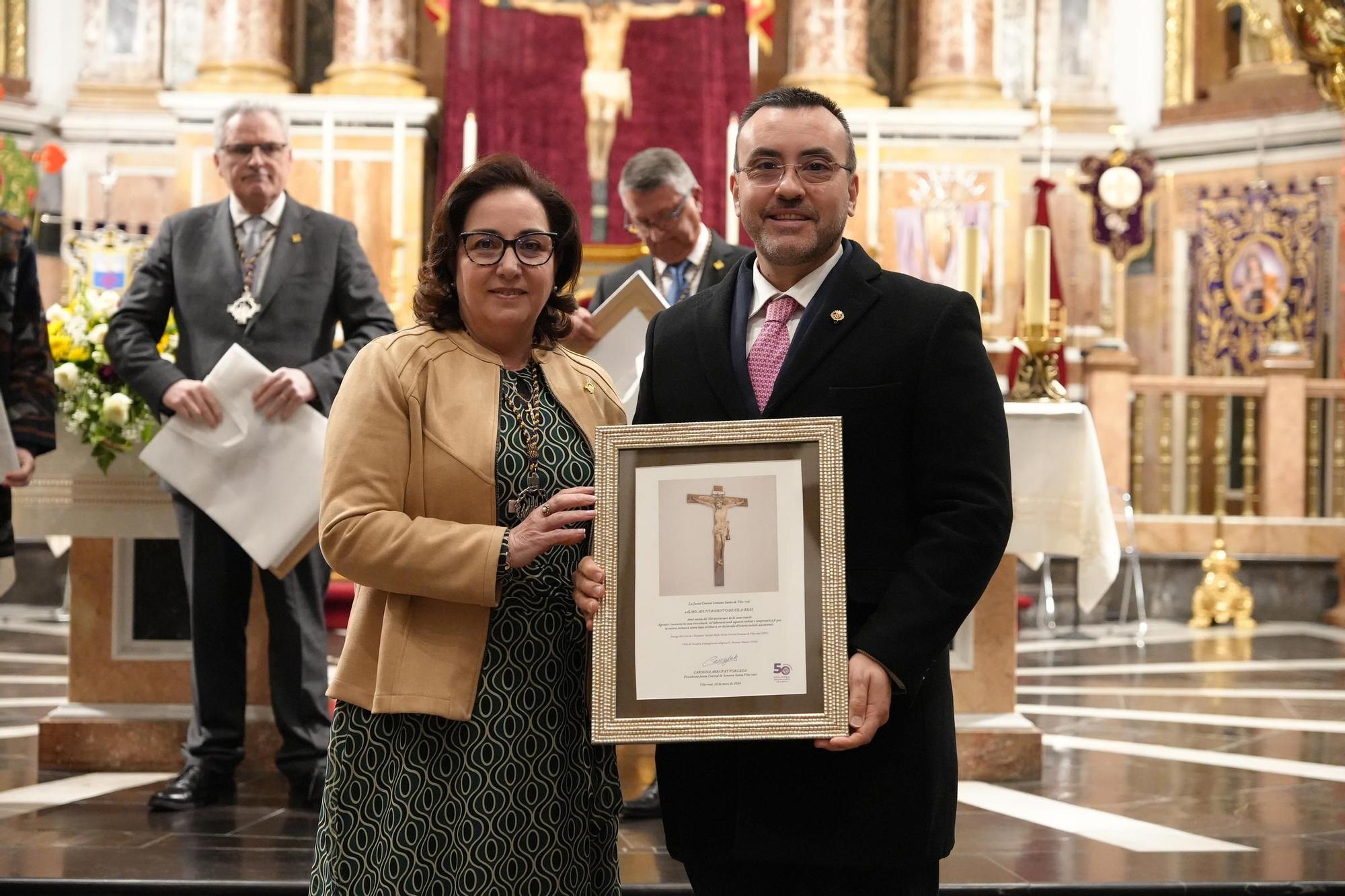 Las fotos de la misa para conmemorar el 50º aniversario de la Junta Central de Semana Santa de Vila-real