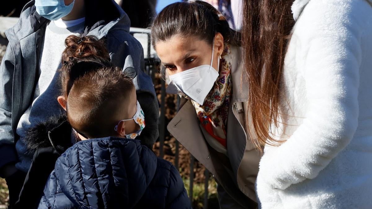 Pueblo Ejemplar 2021: La Familia Real visita Santa María del Puerto, en Somiedo