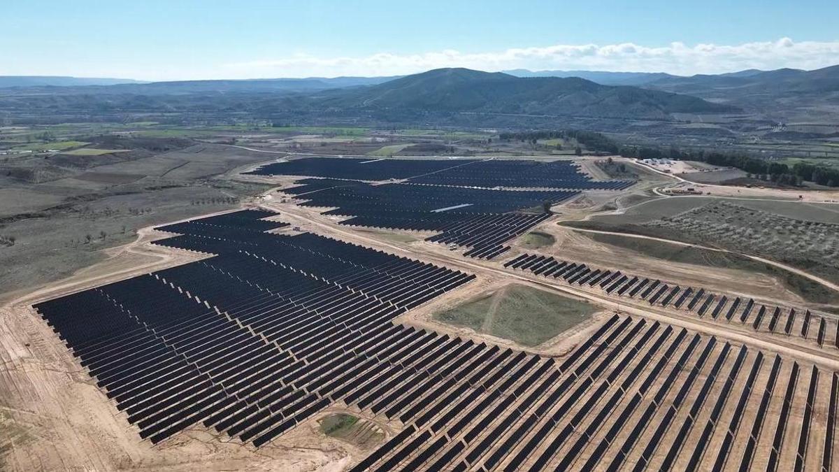 Vista aérea de las plantas Fotovoltaicas puestas en marcha por Endesa.