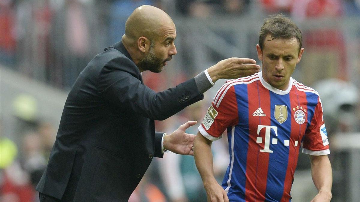Rafinha: Guardiola cambió el sistema de juego del Bayern para que yo pueda jugar