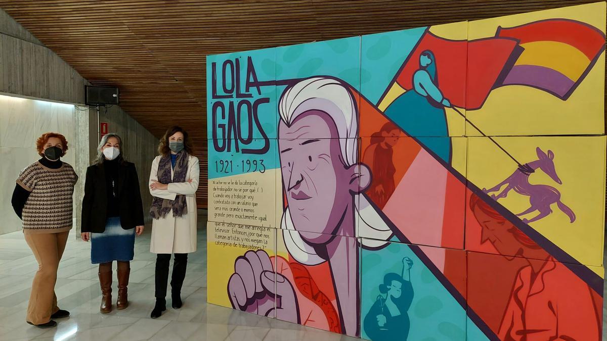 Mural homenaje a Lola Gaos