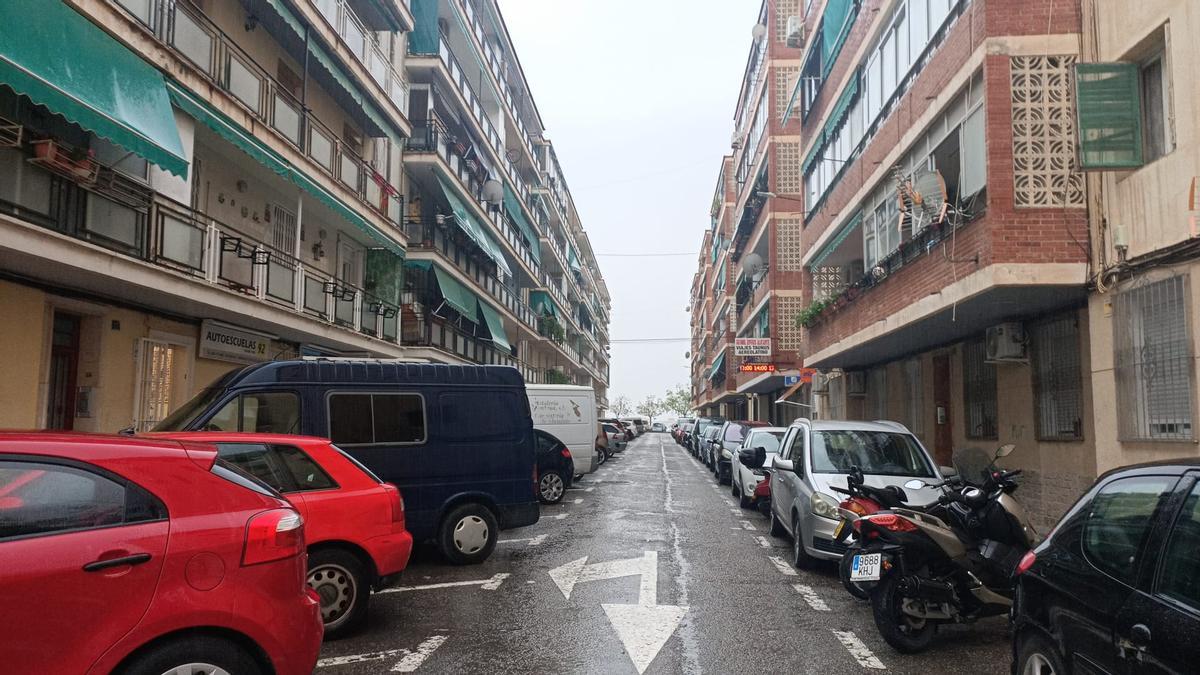 Imagen de esta tarde de la calle Músico Alfonsea de Alicante, donde ha ocurrido la pelea.