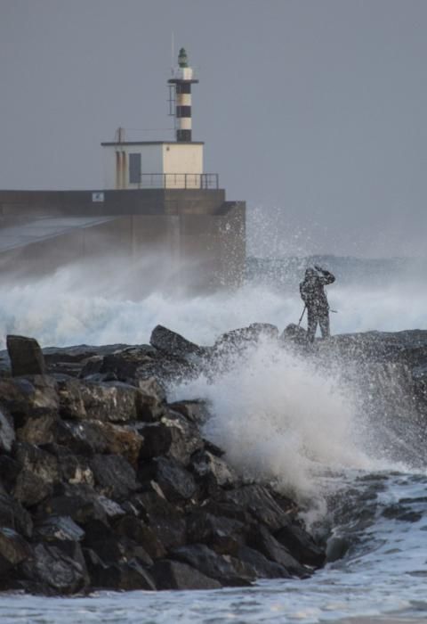 Temporal de viento y oleaje en Asturias