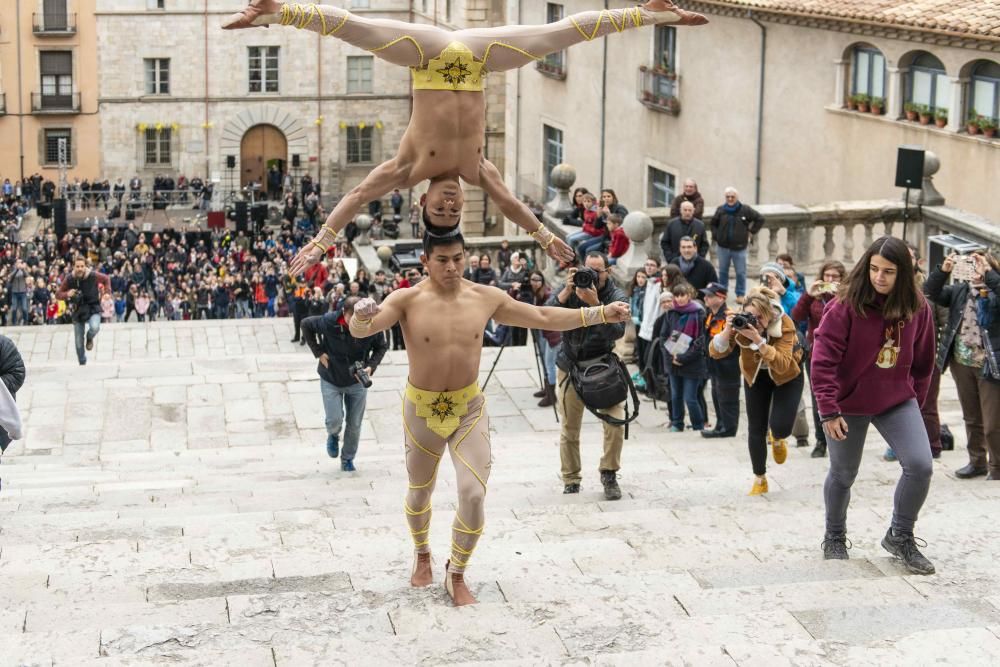 Rècord mundial de pujar esglaons cap a cap a Girona