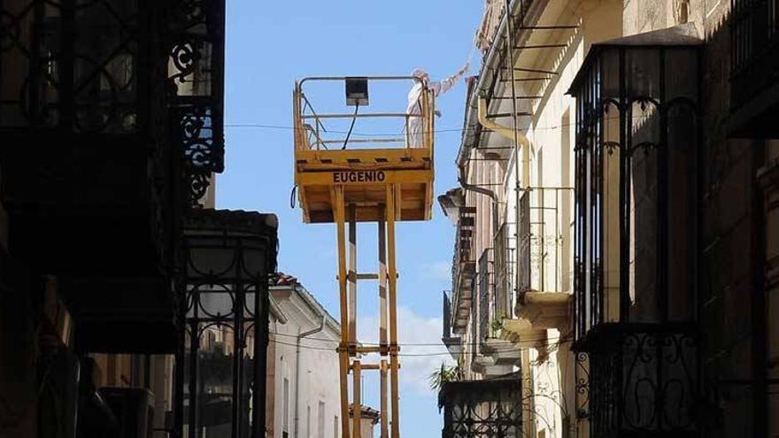 190 dueños de casas del centro de Plasencia han pintado sus fachadas