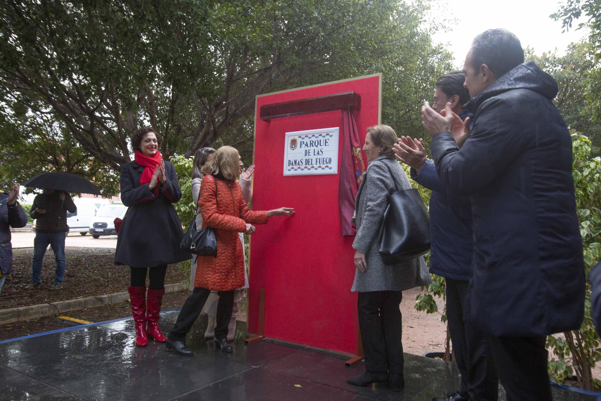 Inauguración del parque Damas del Fuego