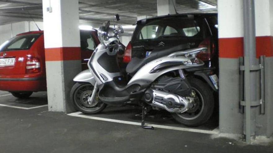 Si tienes coche y moto, ¿puedes aparcarlos juntos en la misma plaza de garaje?