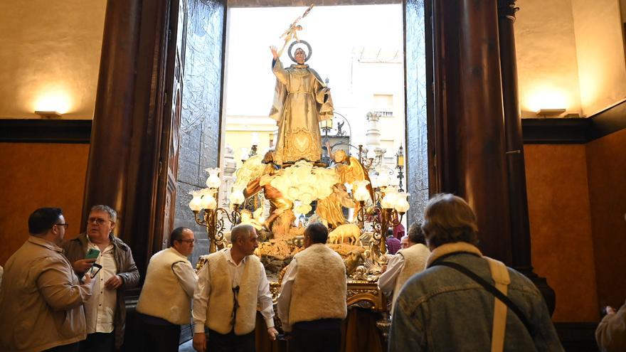 Sant Pasqual y la Mare de Déu de Gràcia ya están en la arciprestal de Vila-real