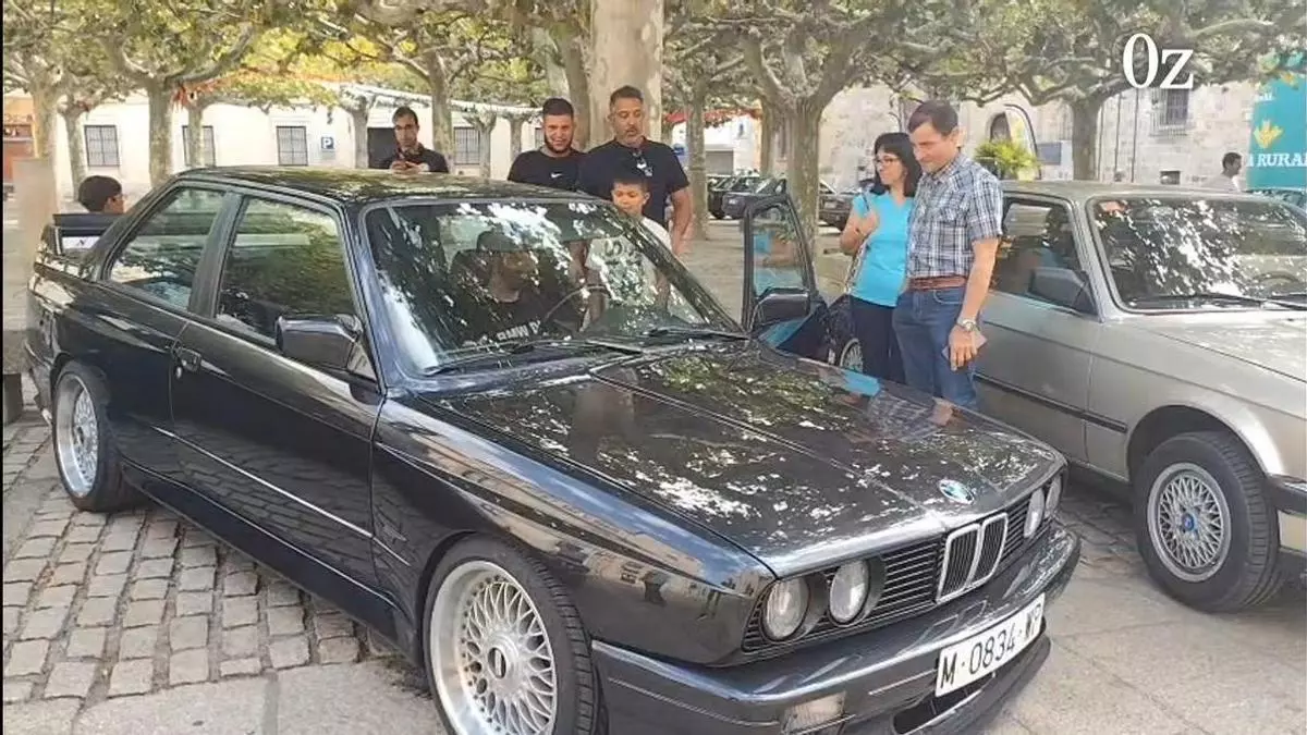 El rugido de los clásicos de la serie 3: casi una veintena de BMW demuestran que los coches de antes son para toda la vida