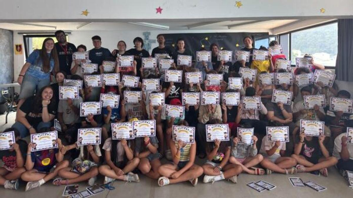Participantes de los campamentos organizados por Cáritas Diocesana de Santiago