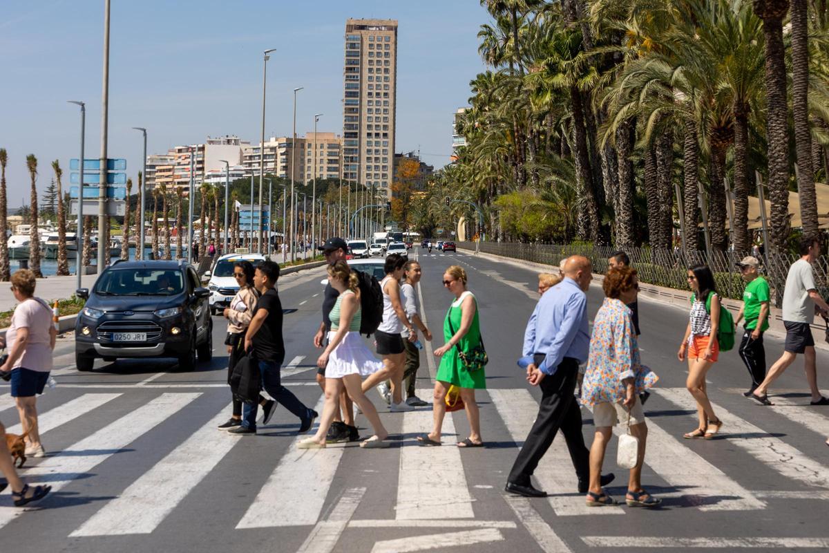 Alicante - martires de la libertad posible polemica corte trafico en verano - obras