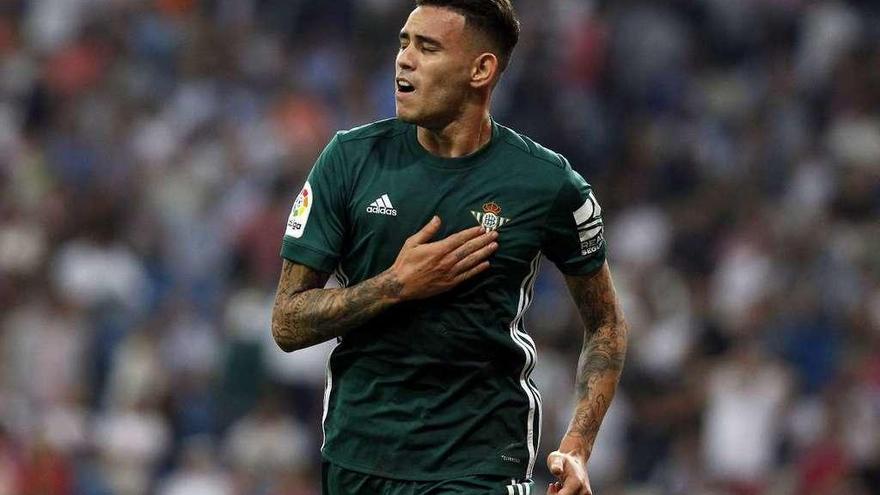 Sanabria celebra el gol de la victoria en el Bernabéu.