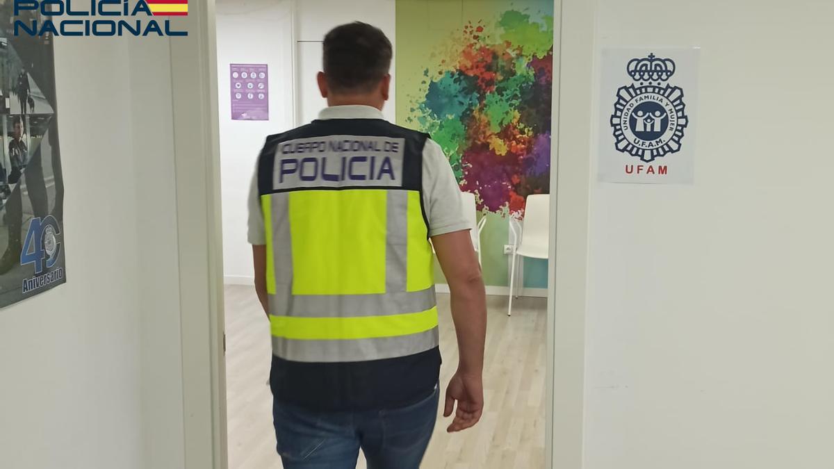 ACOSO LABORAL MALLORCA | Detenido por hacer proposiciones sexuales a compañeras y subordinadas en un centro médico de Palma ACOSO LABORAL MALLORCA | Detenido por hacer proposiciones sexuales a compañeras y subordinadas en un centro médico de Palma