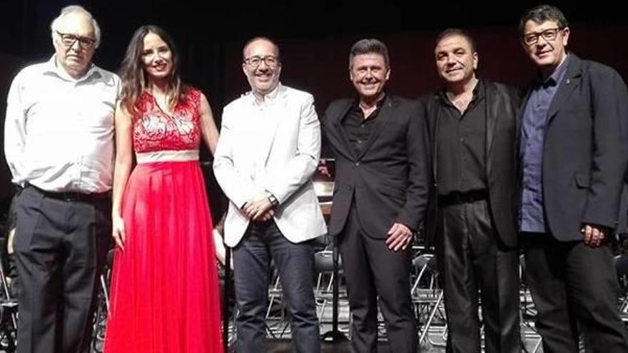 Alzira recuerda al cantante Nino Bravo
