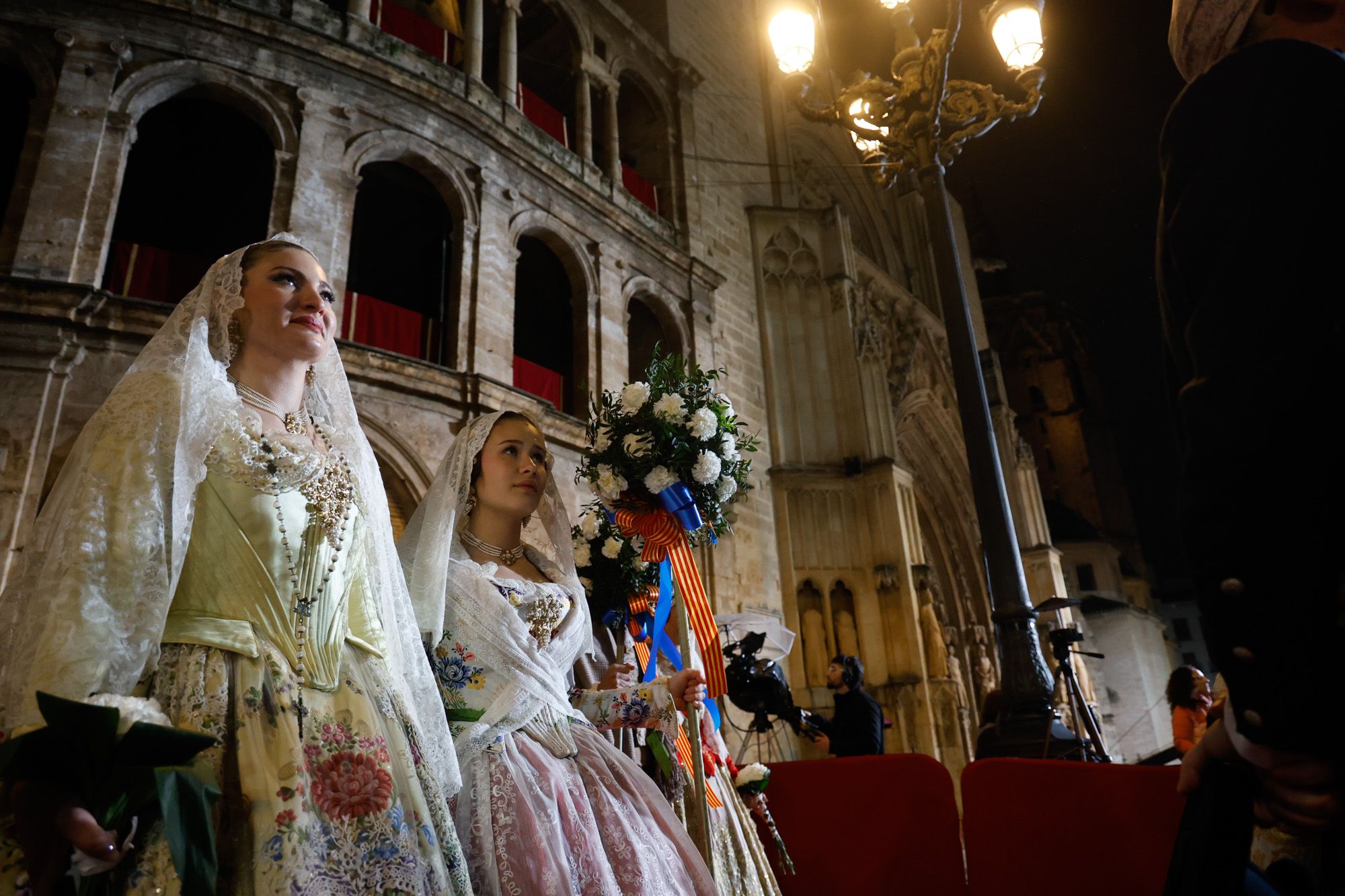 Todas las fotos de la Ofrenda del 17 de marzo por la calle de la Paz de 21:00 a 22:00 horas