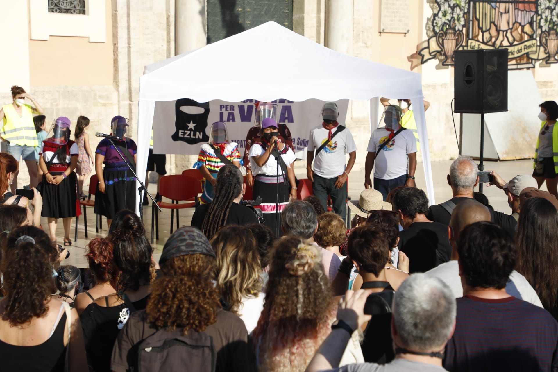 Un grupo de zapatistas mexicanos llega a València para vertebrar luchas compartidas